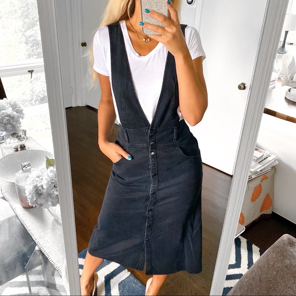 ☑️ ZARA BLACK WASHED DENIM MIDI DRESS! - Picture 1 of 10